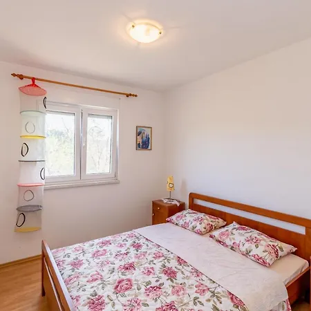 Maja Apartment *