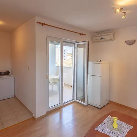 Maja Apartment Okrug Gornji